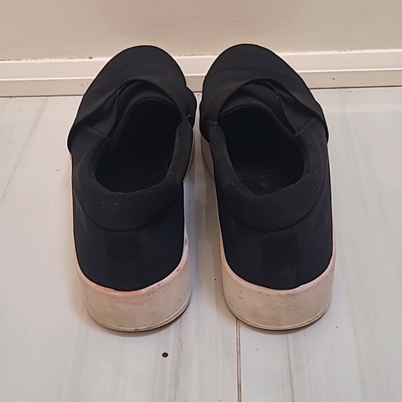 Platform slip on runners - Picture 4 of 4